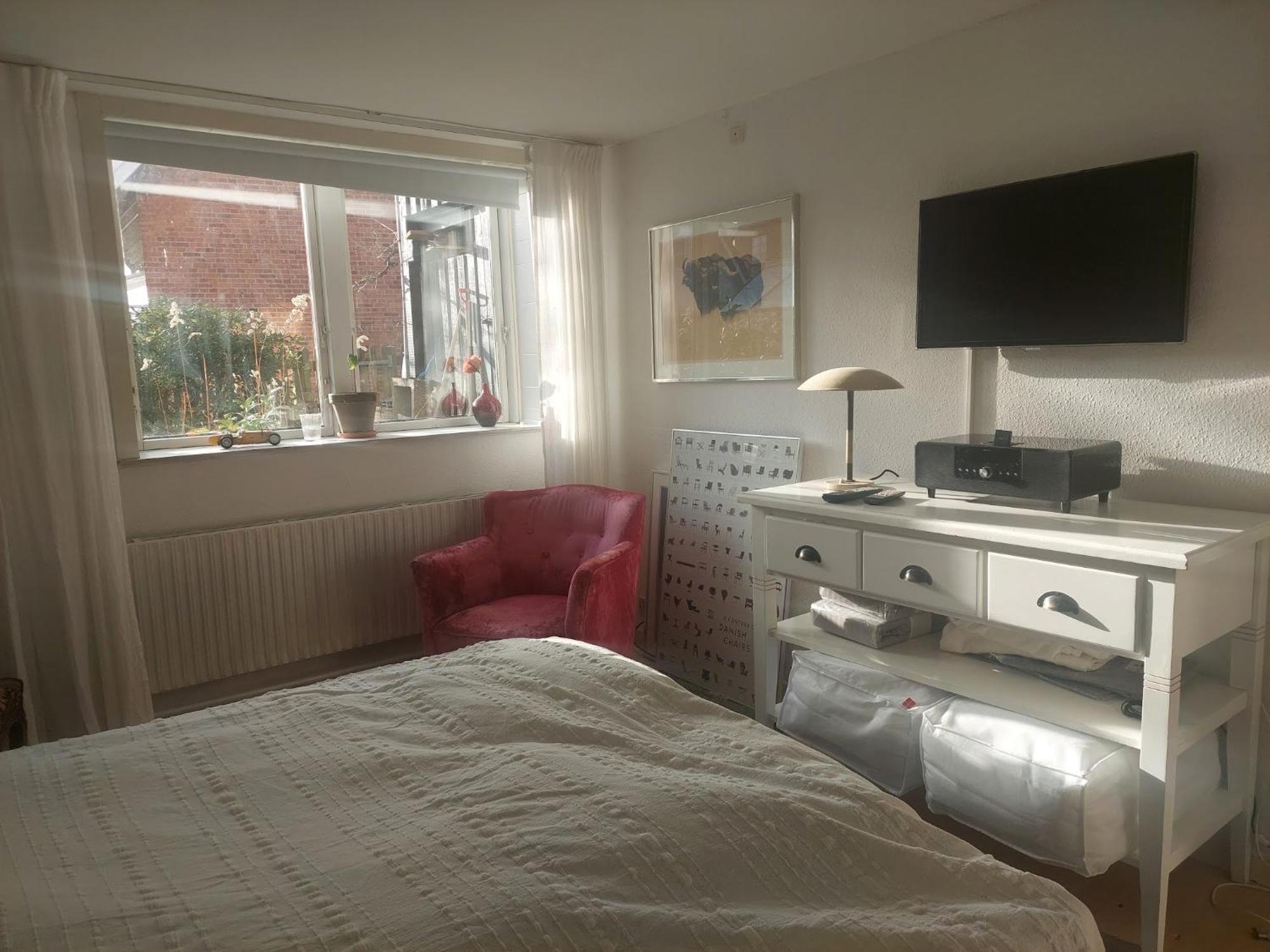 Проживание в семье Rosa, Dobblebed, Own Kitchen, Own Bath And Own Entrance *